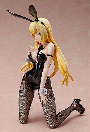 Is It Wrong to Try to Pick Up Girls in a Dungeon? Sword Oratoria 1/4 Scale Pre-Painted Figure: Ais Wallenstein Bunny Ver.
