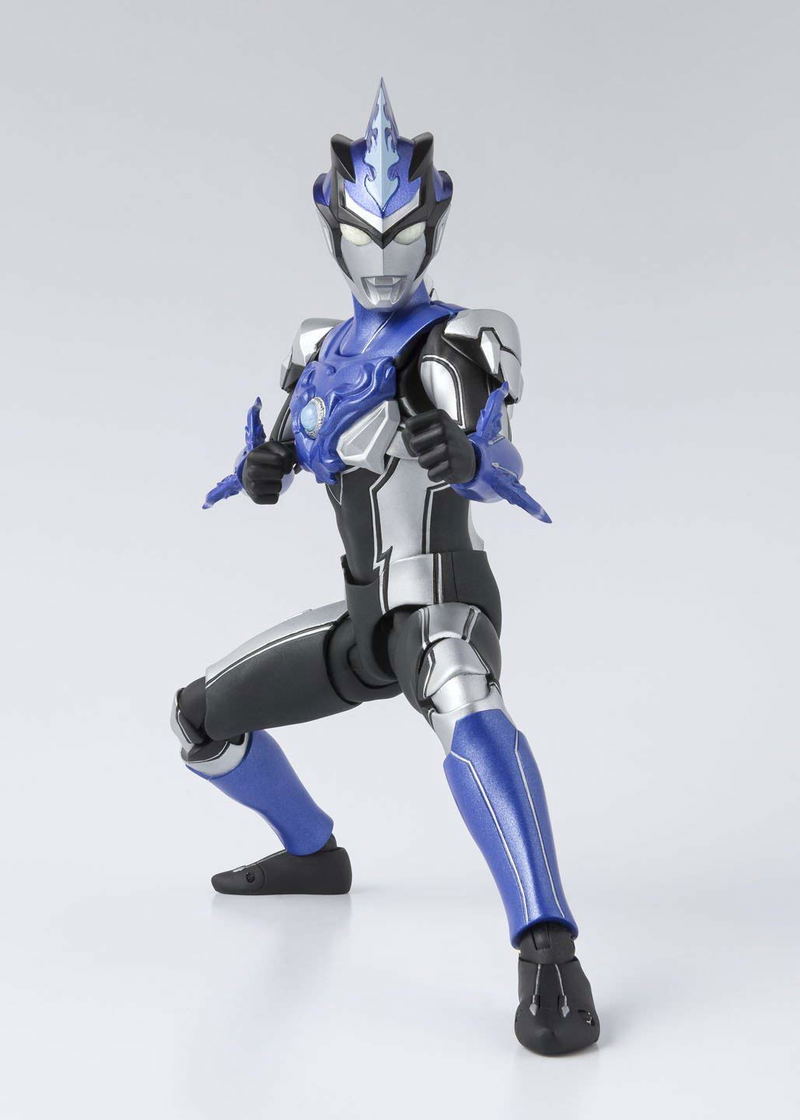 S.H.Figuarts Ultraman R/B: Ultraman Blu Aqua image 2