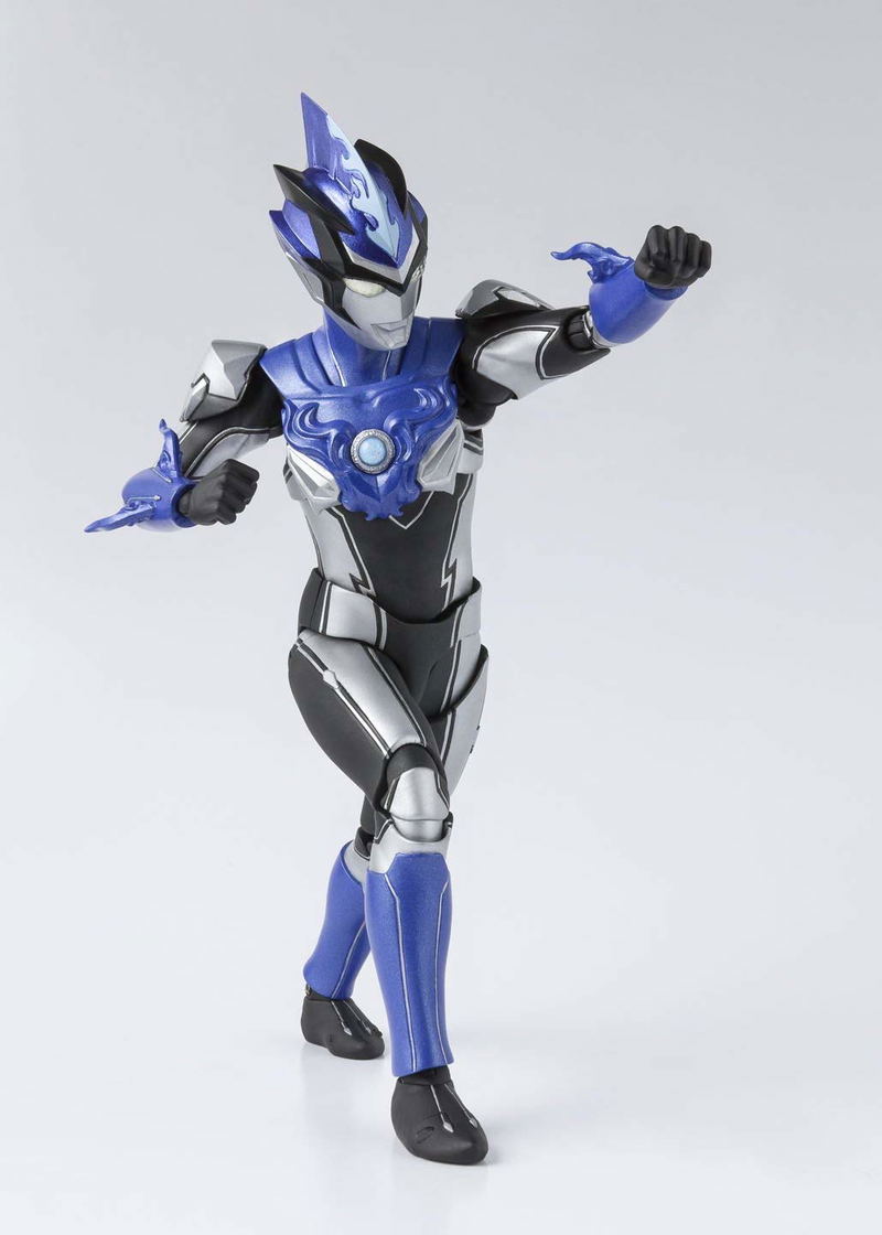 S.H.Figuarts Ultraman R/B: Ultraman Blu Aqua image 3