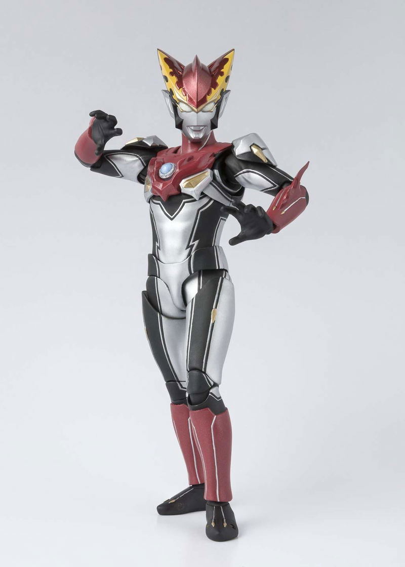S.H.Figuarts Ultraman R/B: Ultraman Rosso Flame image 2