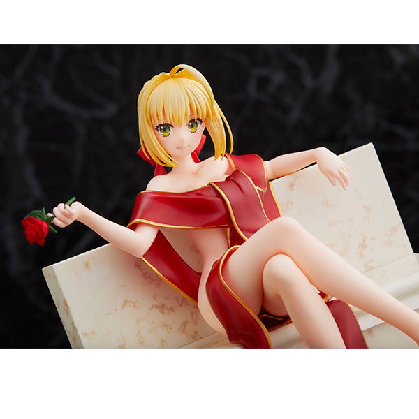 Fate/Extra Last Encore 1/7 Scale Pre-Painted Figure: Nero Claudius Bathrobe Ver. image 6