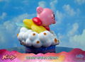 Kirby Statue: Warp Star Kirby thumbnail 4