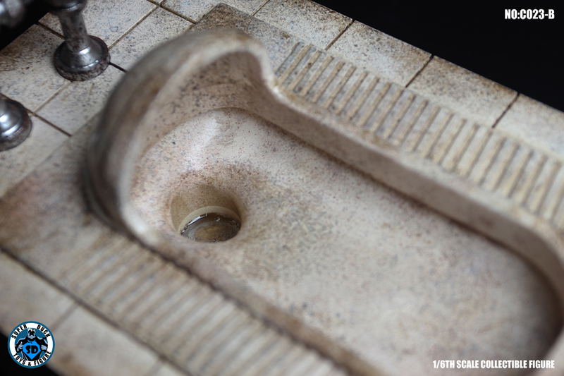 Super Duck 1/6 Scale Figure: Squat Toilet (Dirty) image 4