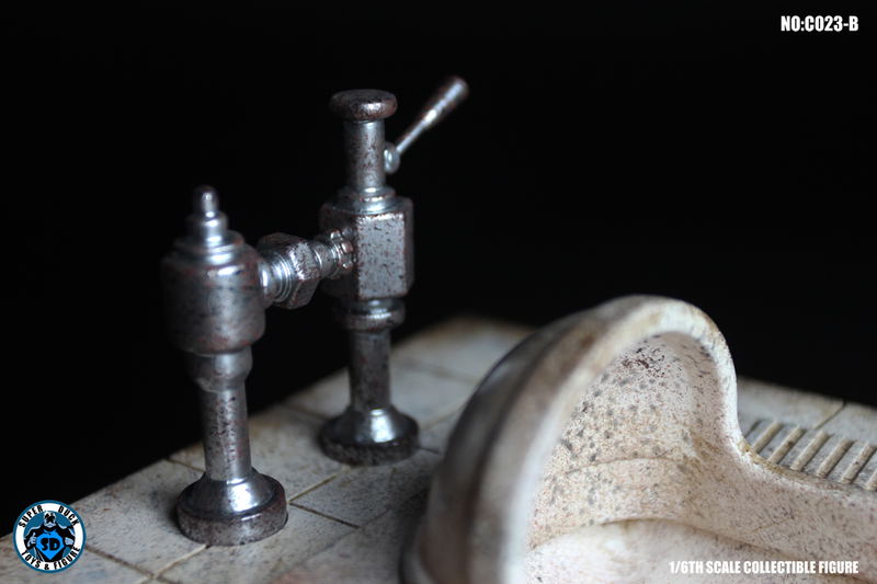 Super Duck 1/6 Scale Figure: Squat Toilet (Dirty) image 5