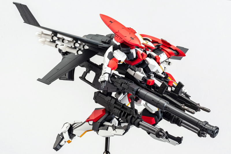 Full Metal Panic! IV 1/48 Scale Model Kit: ARX-8 Laevatein Final Battle Type (Re-run) image 2