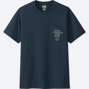 UT Taito Museum - Space Invaders Pocket Men's T-shirt Navy (M Size)_