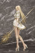Lineage II 1/7 Scale Pre-Painted Figure: Elf (Re-run) thumbnail 3