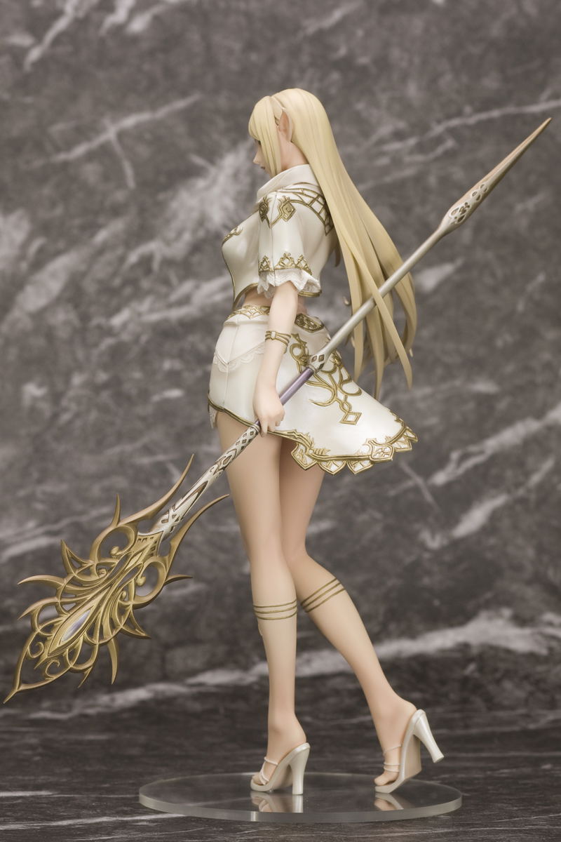 Lineage II 1/7 Scale Pre-Painted Figure: Elf (Re-run) image 3