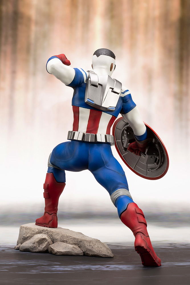 ARTFX+ Marvel Universe Avengers Marvel Now! 1/10 Scale Pre-Painted Figure: Captain America (Samuel Wilson) image 5