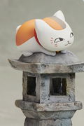Natsume's Book of Friends the Movie Tied to the Temporal World 1/8 Scale Pre-Painted Figure: Natsume Takashi and Nyanko-sensei thumbnail 8