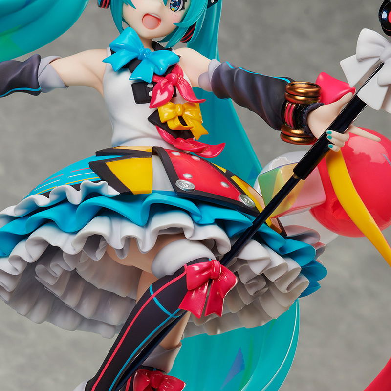 Vocaloid 1/7 Scale Pre-Painted Figure: Hatsune Miku Magical Mirai 2018 Ver. image 5