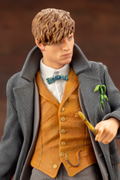 ARTFX+ Fantastic Beasts - The Crimes of Grindelwald 1/10 Scale Pre-Painted Figure: Newt Scamander thumbnail 11