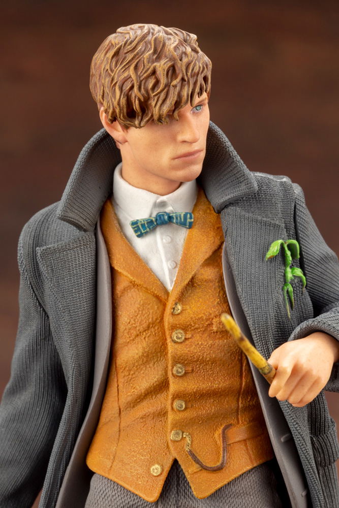 ARTFX+ Fantastic Beasts - The Crimes of Grindelwald 1/10 Scale Pre-Painted Figure: Newt Scamander image 11