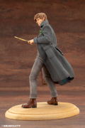 ARTFX+ Fantastic Beasts - The Crimes of Grindelwald 1/10 Scale Pre-Painted Figure: Newt Scamander thumbnail 3