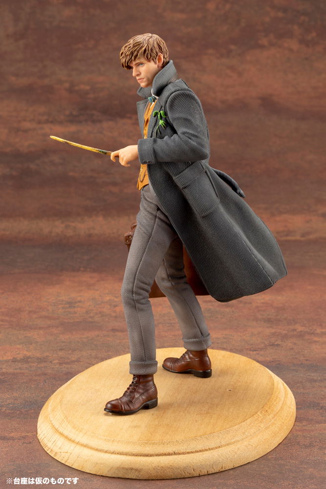 ARTFX+ Fantastic Beasts - The Crimes of Grindelwald 1/10 Scale Pre-Painted Figure: Newt Scamander image 8