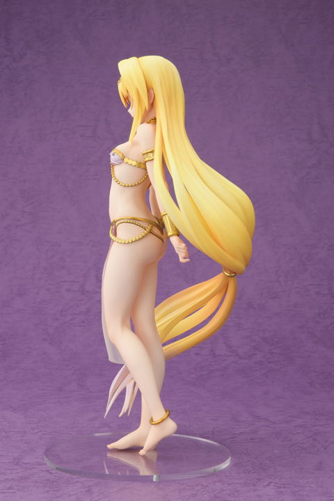 To Love-Ru Darkness 1/7 Scale Pre-Painted Figure: Golden Darkness image 2