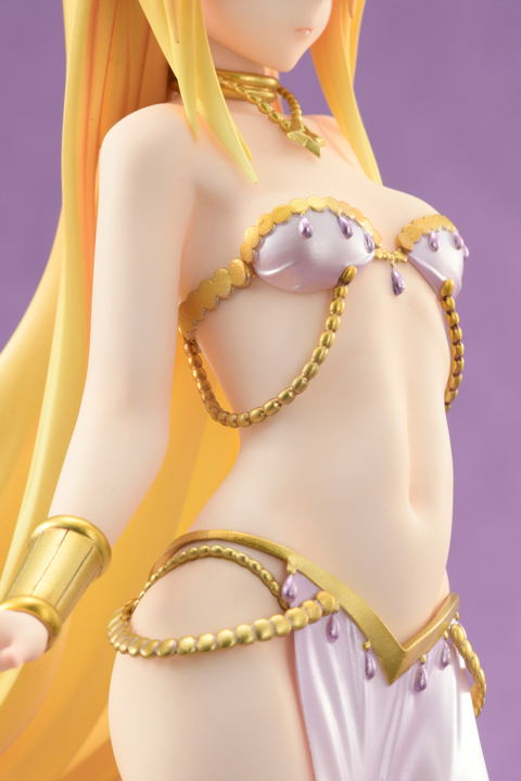 To Love-Ru Darkness 1/7 Scale Pre-Painted Figure: Golden Darkness image 9