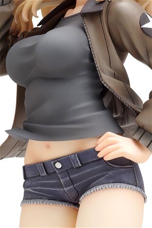 Girls und Panzer der Film Dream Tech 1/8 Scale Pre-Painted Figure: Kei Panzer Jacket Ver.