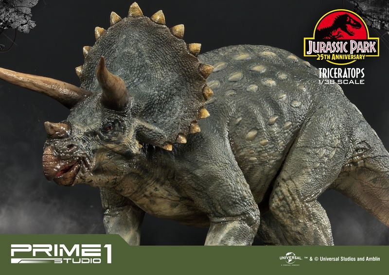 Jurassic Park Prime Collectible 1/38 Scale Figure: Triceratops image 13