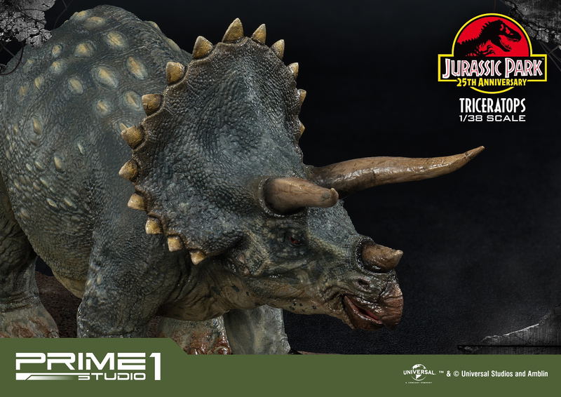 Jurassic Park Prime Collectible 1/38 Scale Figure: Triceratops image 18