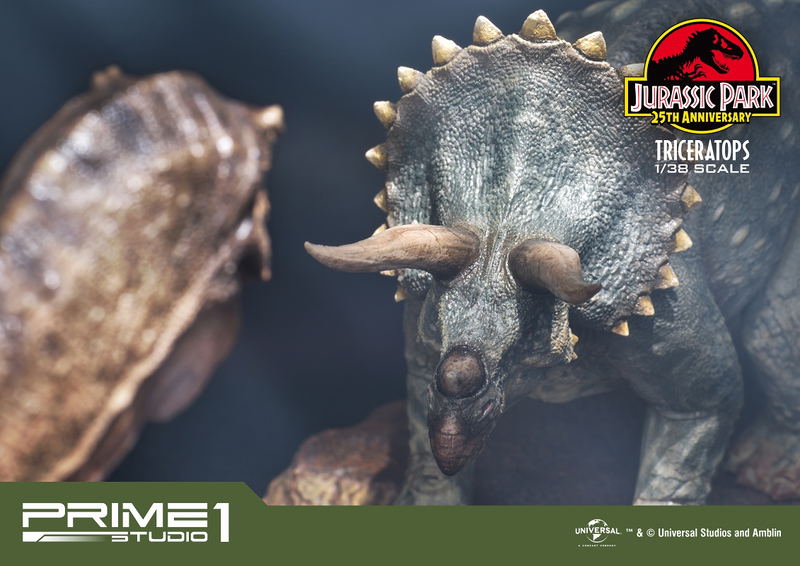 Jurassic Park Prime Collectible 1/38 Scale Figure: Triceratops image 28