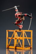ARTFX Marvel Universe 1/6 Scale Pre-Painted Figure: Super Deadpool thumbnail 3