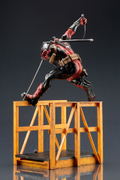 ARTFX Marvel Universe 1/6 Scale Pre-Painted Figure: Super Deadpool thumbnail 6