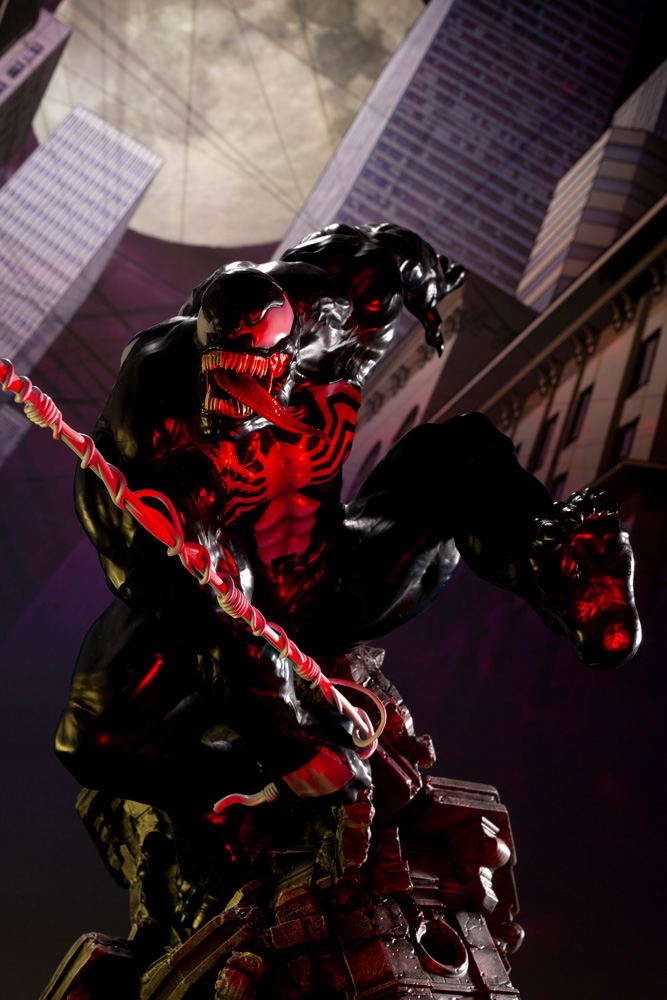 ARTFX Spider-Man 1/6 Scale Pre-Painted Figure: Venom image 15