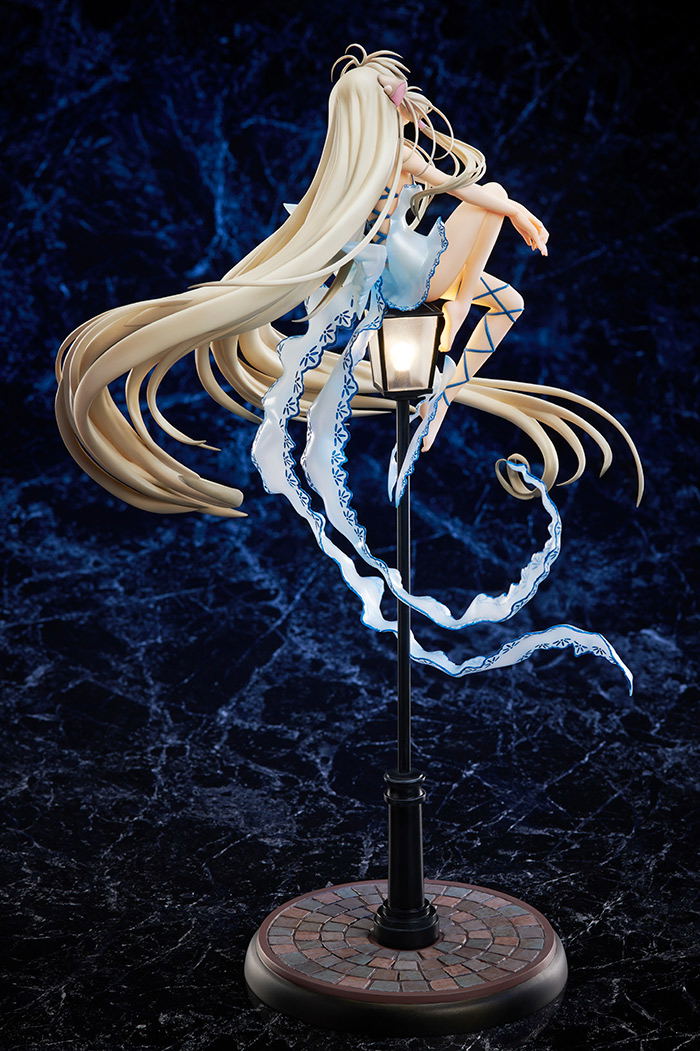 Chobits 1/7 Scale Pre-Painted Figure: Chi image 3