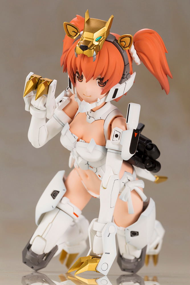 Cross Frame Girl The King of Braves GaoGaiGar Plastic Model Kit: GaoGaiGar (Re-run) image 10