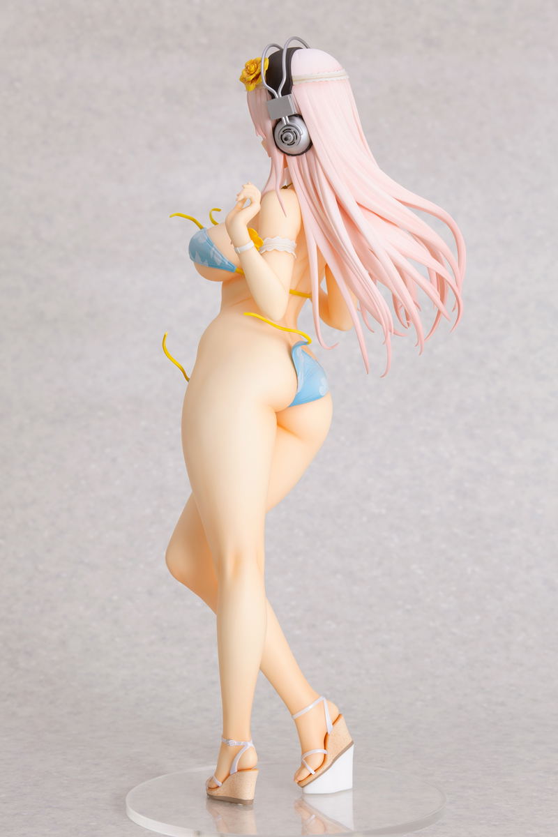 Nitro Super Sonic 1/4.5 Scale Pre-Painted Figure: Super Sonico ...