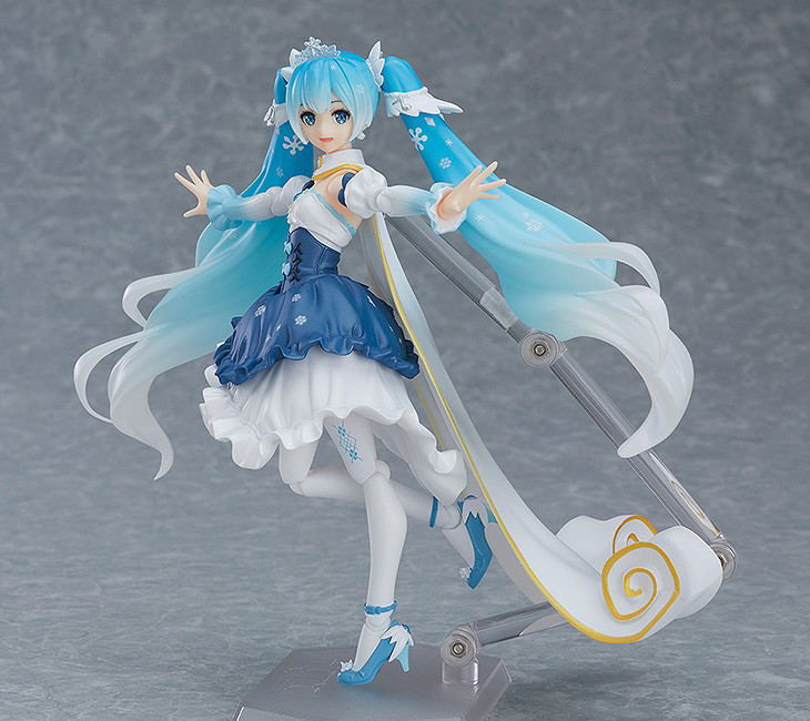 figma EX-054 Character Vocal Series 01 Hatsune Miku: Snow Miku Snow Princess Ver. image 6