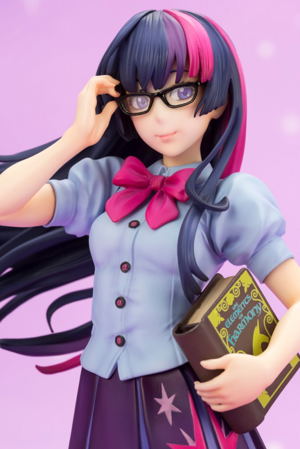 My Little Pony Bishoujo 1/7 Scale Pre-Painted Figure: Twilight Sparkle_