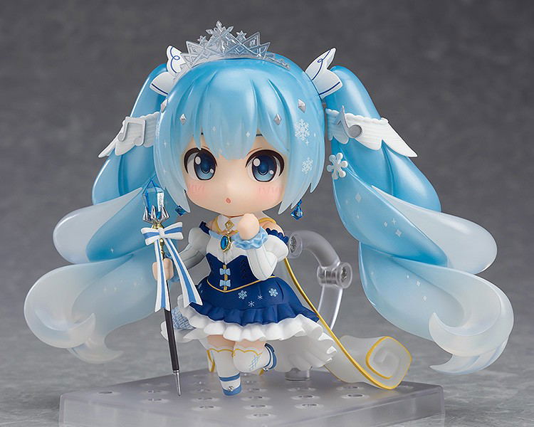 Nendoroid No. 1000 Character Vocal Series 01 Hatsune Miku: Snow Miku Snow Princess Ver. image 3