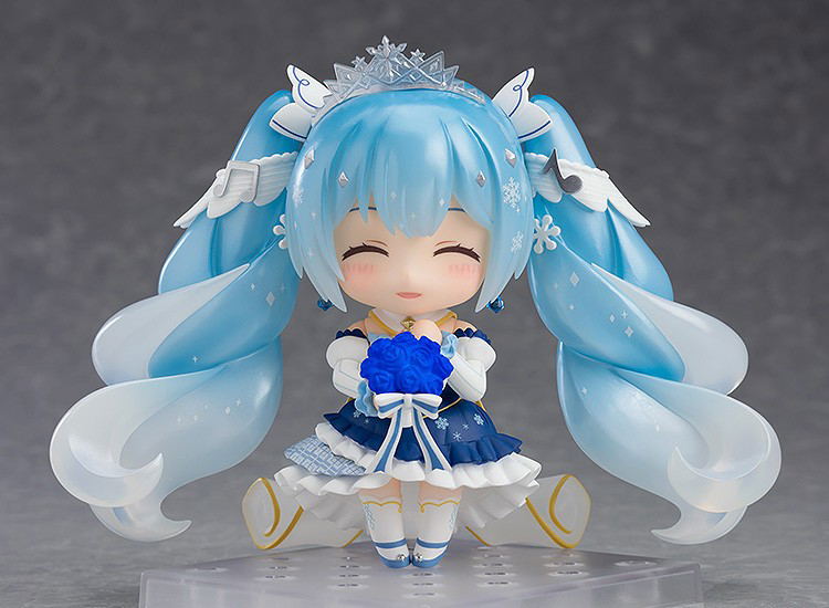 Nendoroid No. 1000 Character Vocal Series 01 Hatsune Miku: Snow Miku Snow Princess Ver. image 5