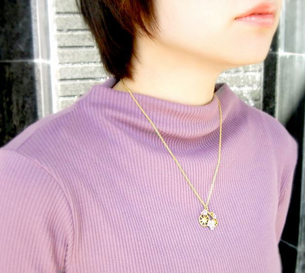 Hatsune Miku Necklace - Senbonzakura image 2