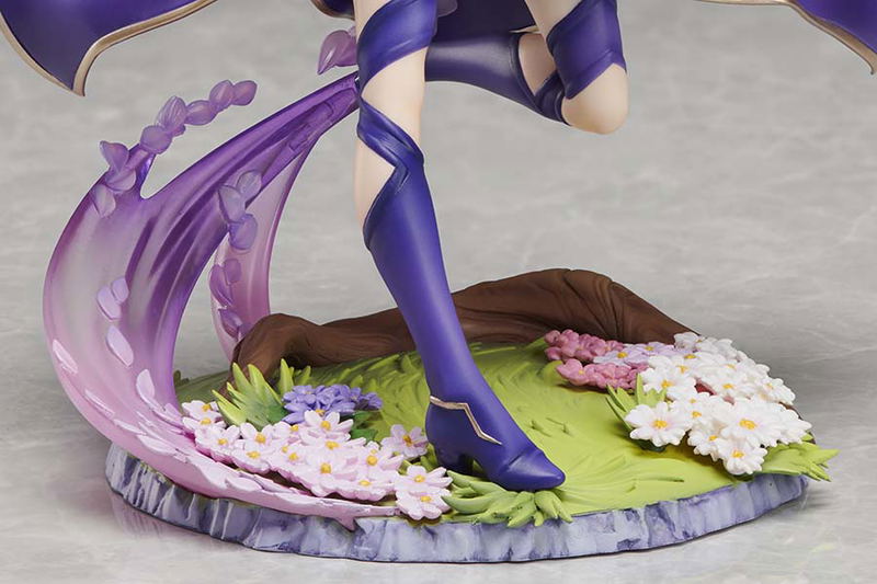 Sword Art Online 1/8 Scale Pre-Painted Figure: Zekken Yuuki Mother's Rosario Ver. image 13