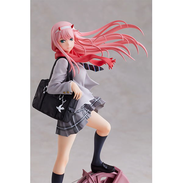 Darling in the FranXX 1/7 Scale Pre-Painted Figure: Zero Two Uniform Ver. image 2