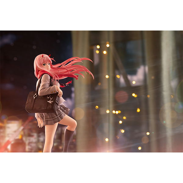 Darling in the FranXX 1/7 Scale Pre-Painted Figure: Zero Two Uniform Ver. image 12