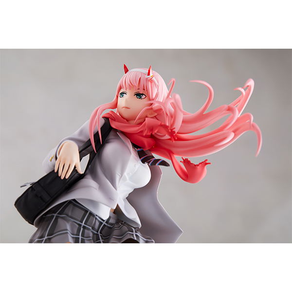 Darling in the FranXX 1/7 Scale Pre-Painted Figure: Zero Two Uniform Ver. image 7