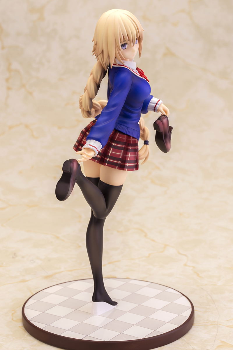 Fate/Extella 1/7 Scale Pre-Painted Figure: Jeanne d'Arc JK Blazer Ver. image 3
