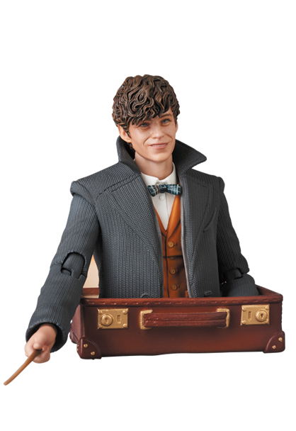 MAFEX Fantastic Beasts The Crimes of Grindelwald: Newt image 6