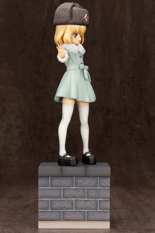 Girls und Panzer Saishuushou 1/7 Scale Pre-Painted Figure: Katyusha image 3