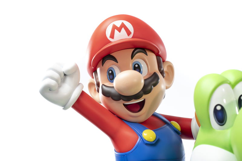 Super Mario Resin Statue: Mario and Yoshi [Standard Edition] image 10