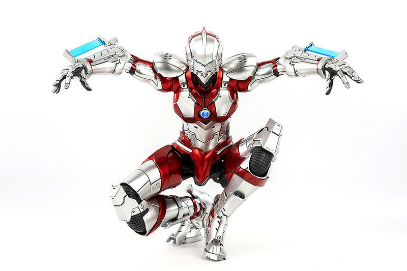 Ultraman 1/6 Scale Action Figure: Ultraman Suit (Anime Ver.) image 10