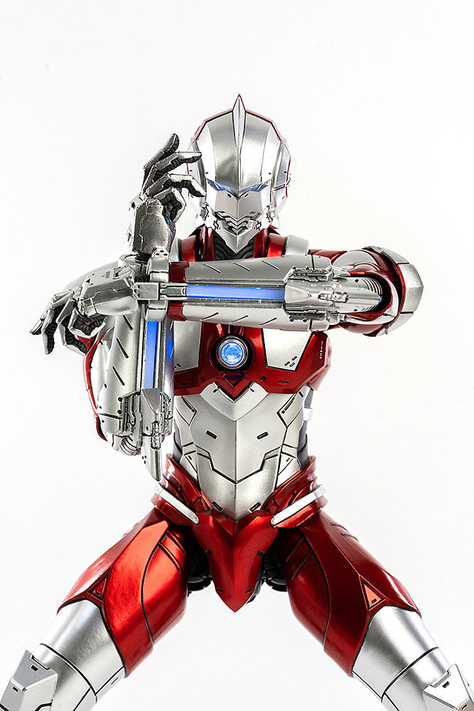 Ultraman 1/6 Scale Action Figure: Ultraman Suit (Anime Ver.) image 12