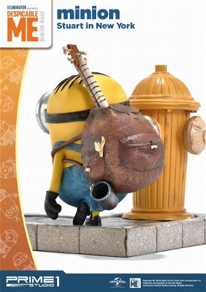 Despicable Me Prime Collectible Figure: Stuart in New York