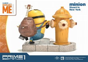 Despicable Me Prime Collectible Figure: Stuart in New York