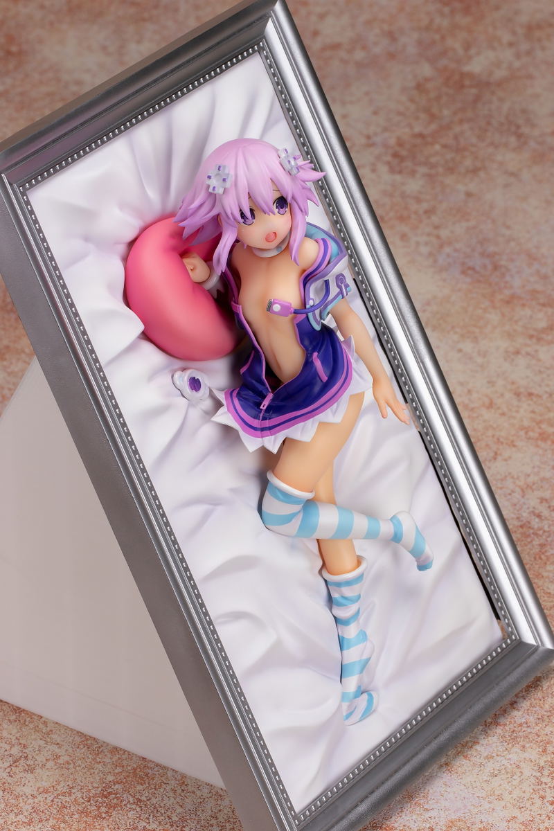 Hyperdimension Neptunia The Animation 1/7 Scale Pre-Painted Figure: Neptune Nesoberi Ver. image 7