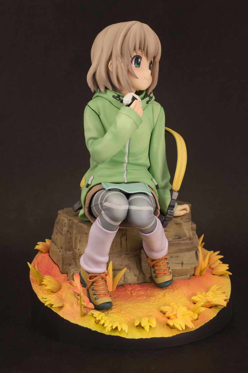 Yama no Susume 3rd Season 1/7 Scale Pre-Painted Figure: Aoi (Autumn Hike) image 3